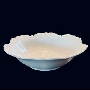 Creamware Dish w/ beautiful detail and 6 sided cut in edges 8” MINT CONDITION